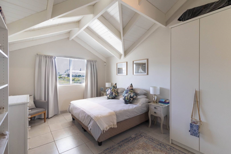 3 Bedroom Property for Sale in Sandbaai Western Cape